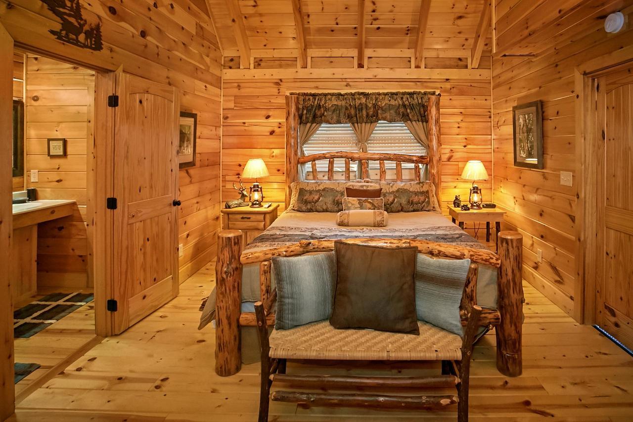 Lovers Loft #62 Севьервилл Номер фото