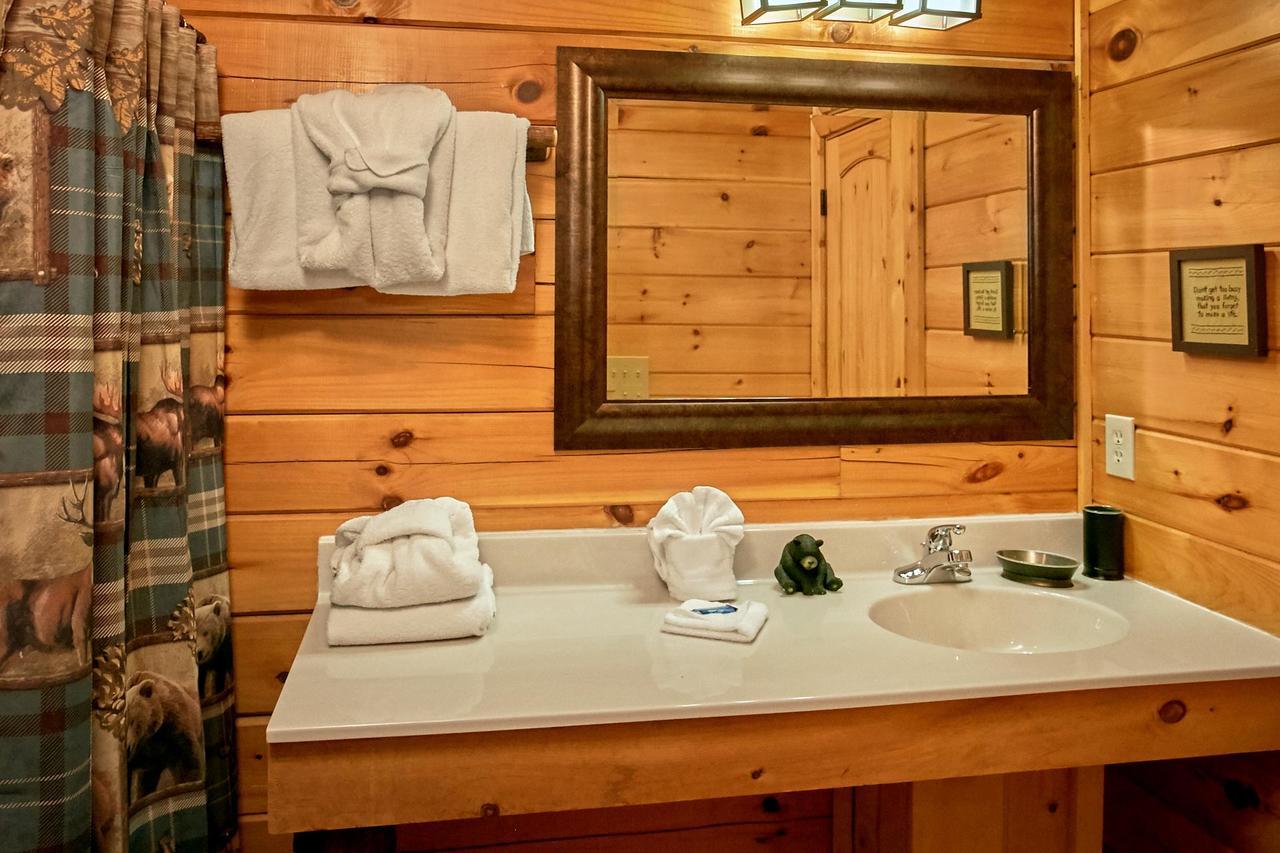 Lovers Loft #62 Севьервилл Номер фото
